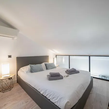 Charming For 4 People - Forville Market *